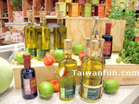 OLIVIERS & CO. 橄欖飲食 & 有機保養專賣店