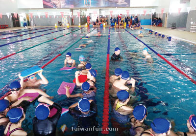 Taichung summer swimming pool fun