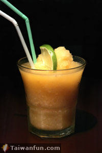 Cocktail: Naked Orange