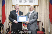 Sister-city visits solidify friendships with Taichung and initiate new exchanges