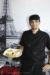 Finding Paris in Dakeng