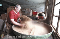 �j�� ���y�K���Q