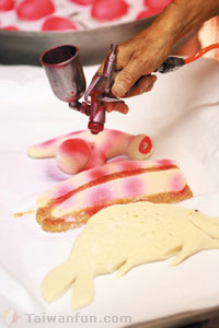 Honoring the gods with deep reverence: Worship cakes