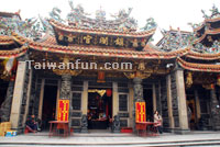 Jenn Lann Temple in Dajia