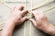 Bamboo weaving master Liu Qin-lin